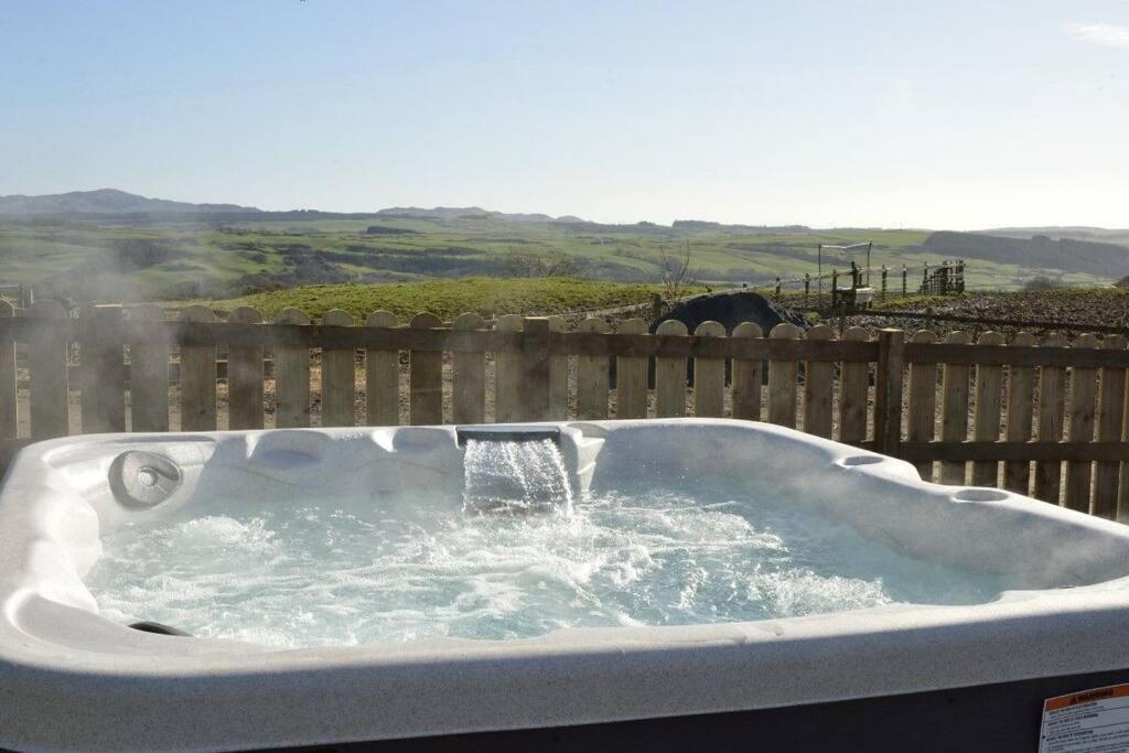 قلعة دوغلاس Lochhill Stable Lodge المظهر الخارجي الصورة